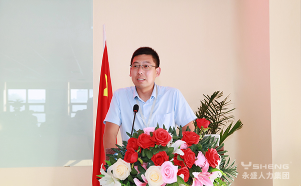 运营管理部见习总监杜强