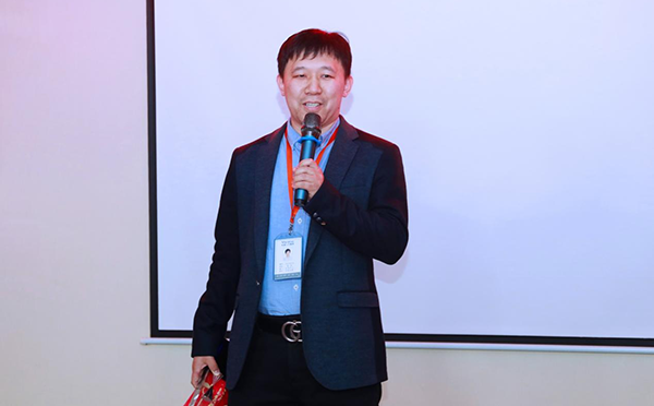 “九年忠诚奖”获奖者——翟涛